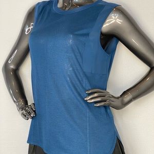 - VINCE. BLUE TOP..